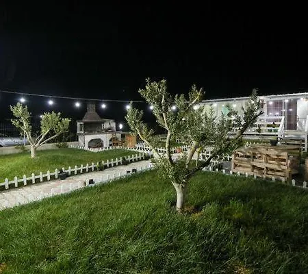 Entire Niku With Beautiful Garden Vila