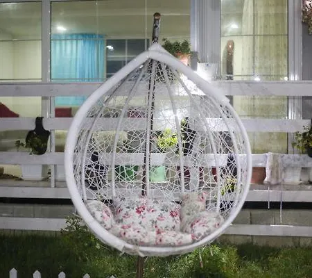 Entire Niku With Beautiful Garden Vila