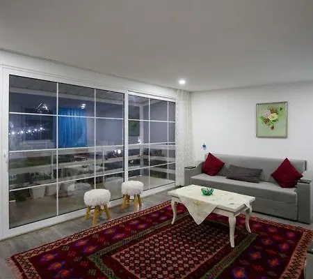 Villa Entire Niku With Beautiful Garden Vlore